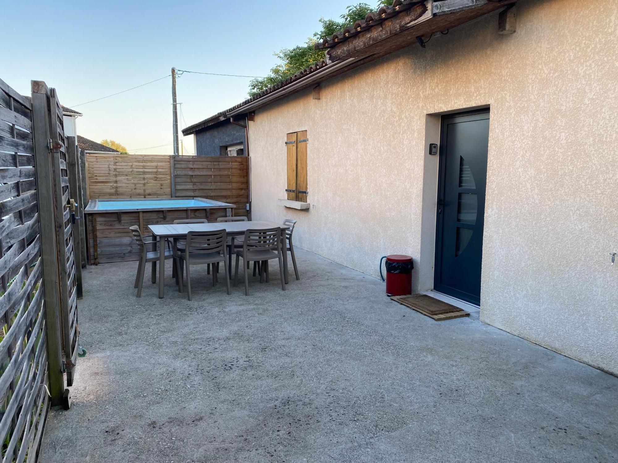 Maison Des Romains Villeneuve-sur-Lot Exteriör bild